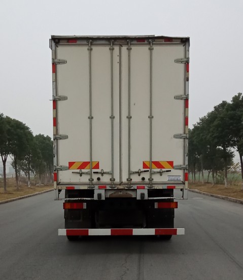 東風(fēng)牌DFH5310XXYD1廂式運(yùn)輸車公告圖片