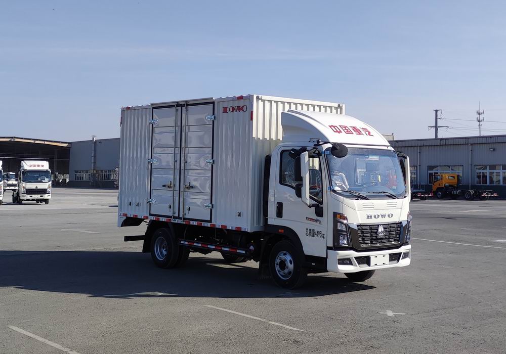 豪沃牌ZZ5047XXYF3314F145廂式運輸車公告圖片