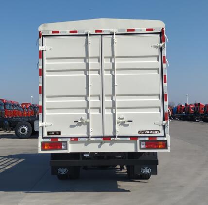 解放牌CA5090CCYP40K59L3E6A84倉(cāng)柵式運(yùn)輸車(chē)公告圖片