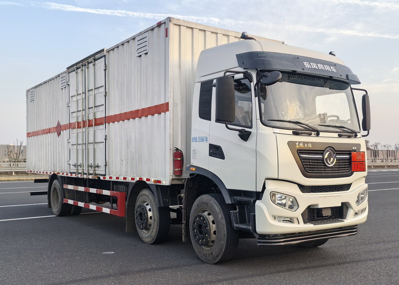 東風(fēng)牌DFH5260XRYBX2易燃液體廂式運(yùn)輸車公告圖片
