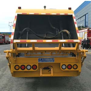 程力牌CL5120ZYSD6壓縮式垃圾車公告圖片