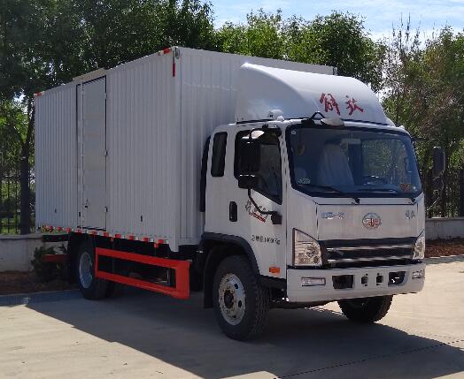 解放牌CA5140XXYP40K62L4E6A85廂式運輸車公告圖片