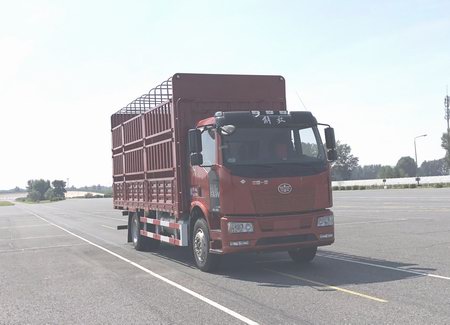解放牌CA5180CCYP62M2L4E6倉柵式運輸車公告圖片
