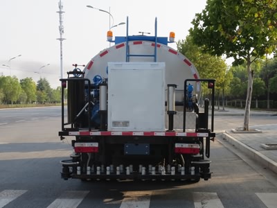 新東日牌YZR5120GLQE6瀝青灑布車公告圖片