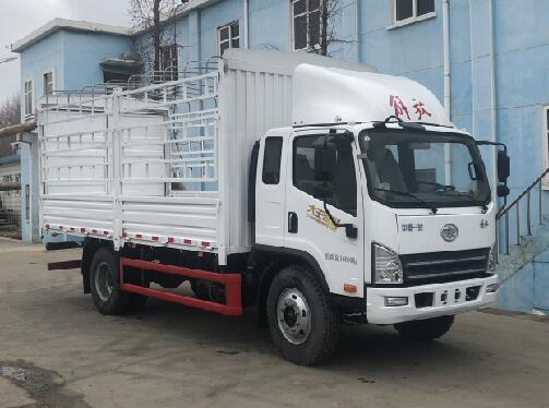 解放牌CA5160CCYP40K62L4E6A85倉(cāng)柵式運(yùn)輸車公告圖片