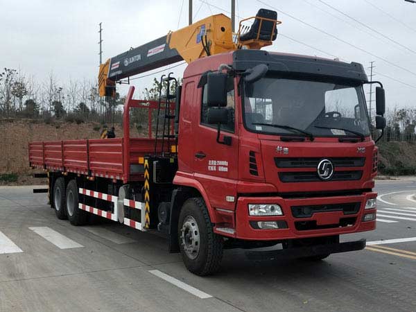 駿通牌JF5251JSQSX12隨車起重運(yùn)輸車公告圖片