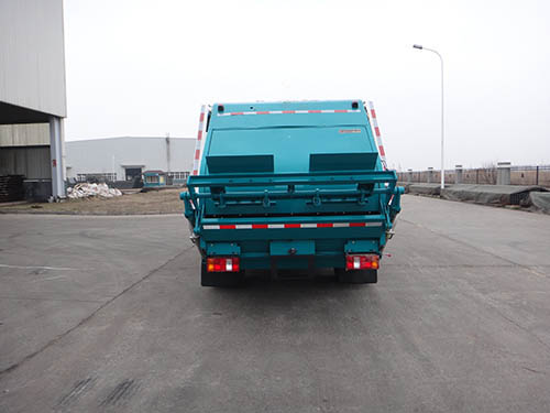 青專(zhuān)牌QDZ5090ZYSZHG3WF壓縮式垃圾車(chē)公告圖片