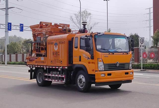 王牌牌CDW5130THBA1R6車載式混凝土泵車公告圖片