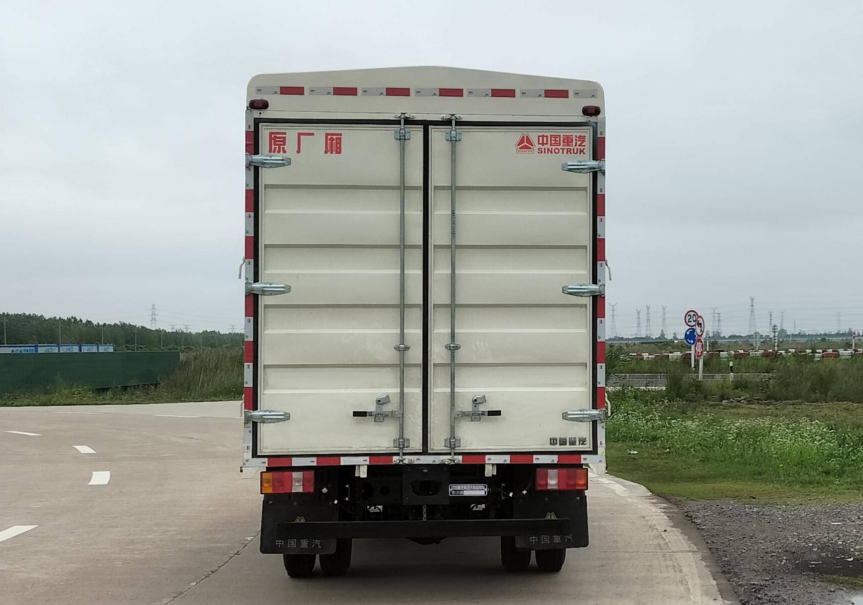 豪沃牌ZZ5047CCYF3215F145倉柵式運輸車公告圖片