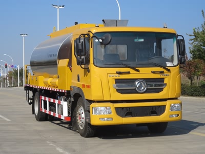 新東日牌YZR5180GLQE6瀝青灑布車公告圖片