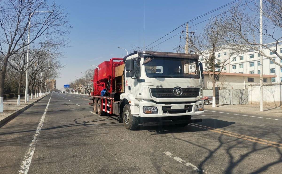 蘭礦牌LK5266TGJ60固井車(chē)公告圖片