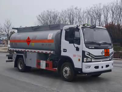 新東日牌YZR5120GYYE6運油車公告圖片