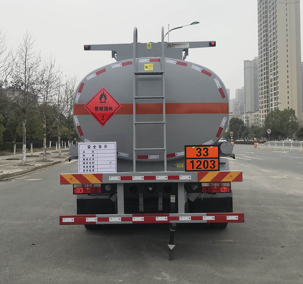 新東日牌YZR5180GYYE6運(yùn)油車公告圖片