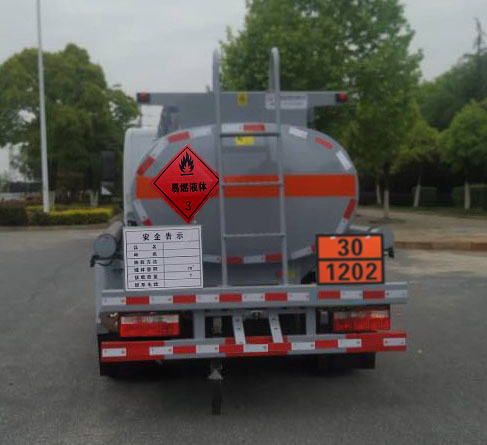 新東日牌YZR5075GYYE6運油車公告圖片