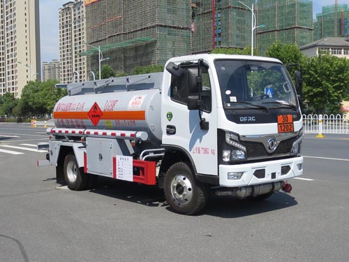 新東日牌YZR5075GJYE6加油車公告圖片