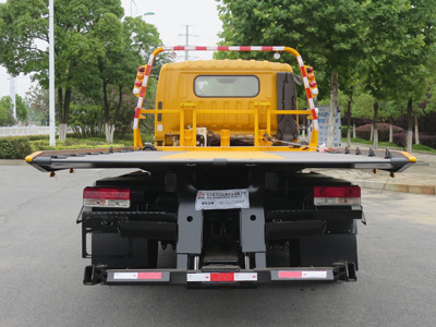 新東日牌YZR5120TQZE6清障車公告圖片