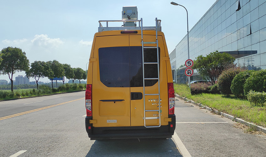 江天牌ZKJ5048XZHD6指揮車(chē)公告圖片