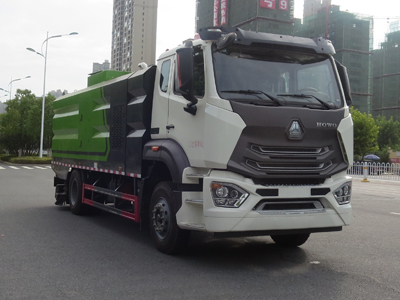 新东日牌YZR5180TXCZ6吸尘车公告图片