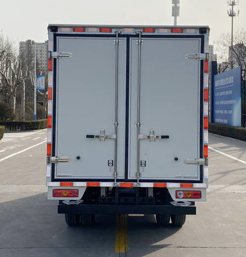 福田牌BJ5042XXYAJB6-02廂式運(yùn)輸車公告圖片