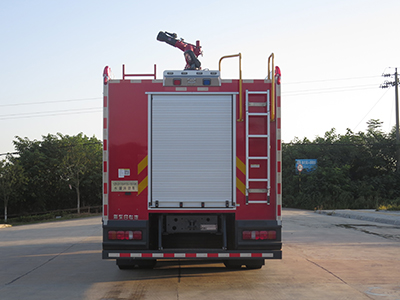 新東日牌YZR5310GXFSG150/G6水罐消防車公告圖片