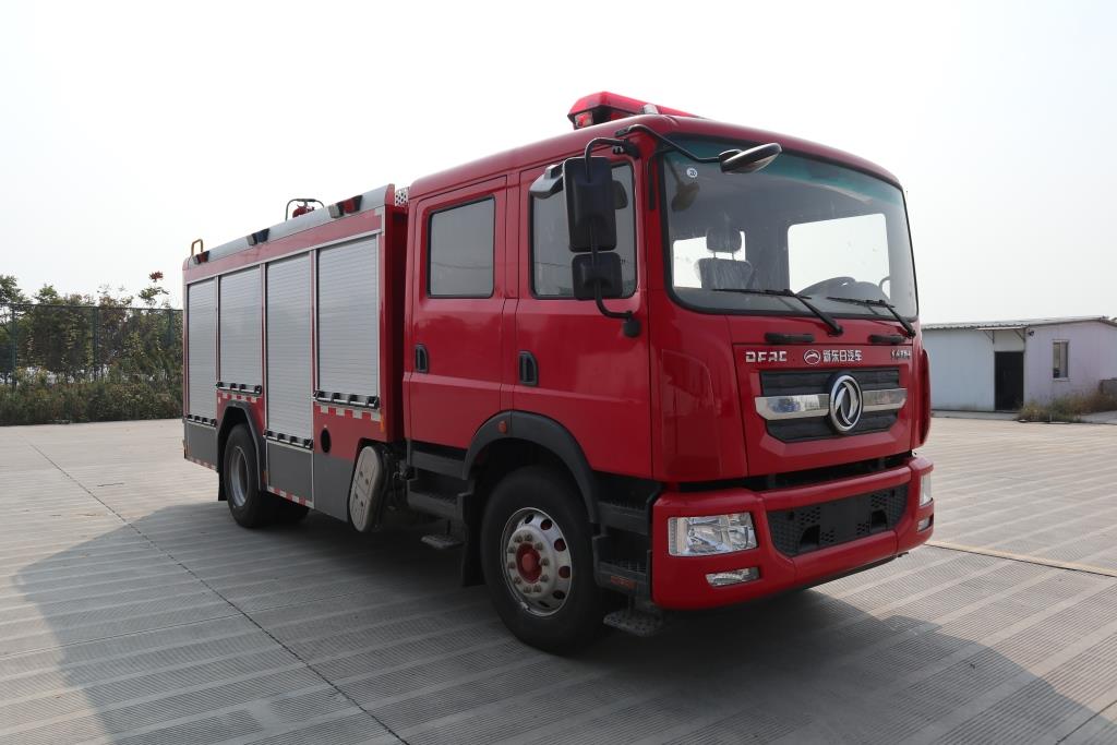新東日牌YZR5170GXFSG70/E6水罐消防車公告圖片