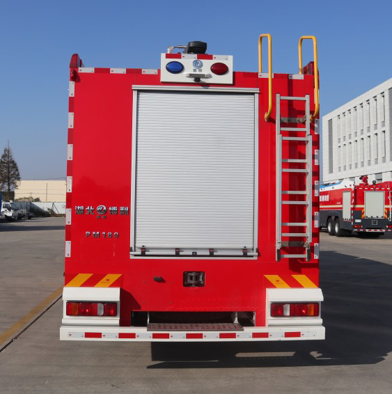 博利牌BLT5330GXFPM180/Z6泡沫消防車公告圖片