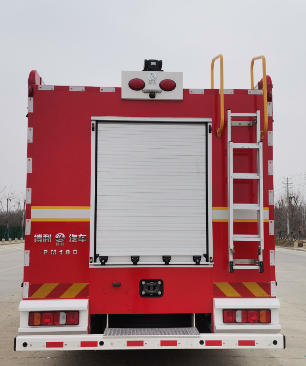 博利牌BLT5330GXFPM180/Z6泡沫消防車公告圖片