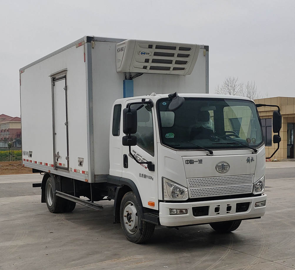 解放牌CA5090XLCP40K59L3E6A84冷藏車公告圖片