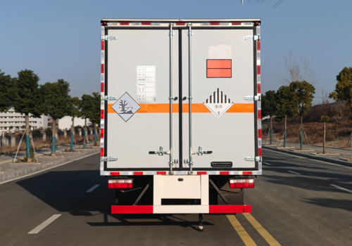 專力牌ZLC5120XZWC6雜項危險物品廂式運輸車公告圖片