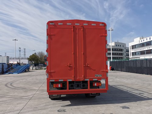 豪曼牌ZZ5048CCYF17FB0倉(cāng)柵式運(yùn)輸車公告圖片