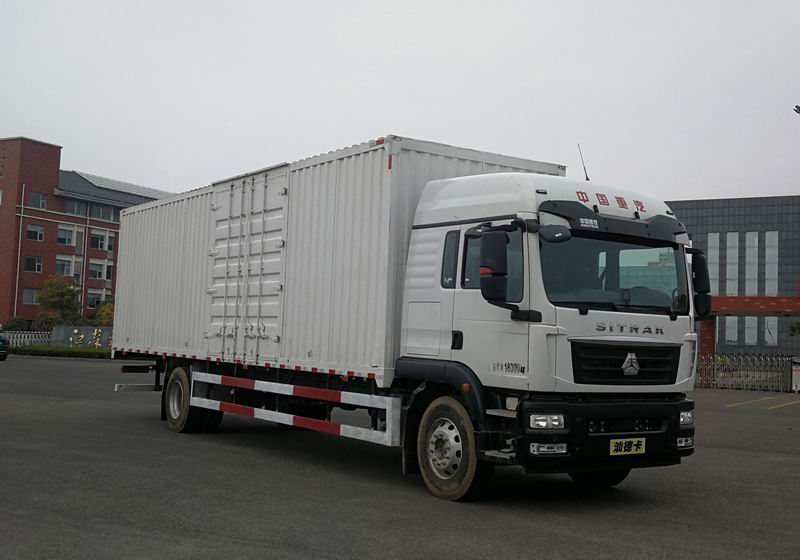 汕德卡牌ZZ5186XXYN711GF1B1廂式運(yùn)輸車公告圖片