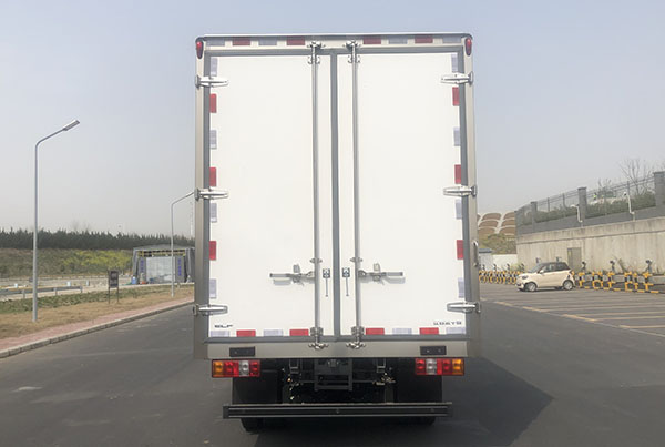 江西五十鈴牌JXW5040XLCCDJ2冷藏車(chē)公告圖片