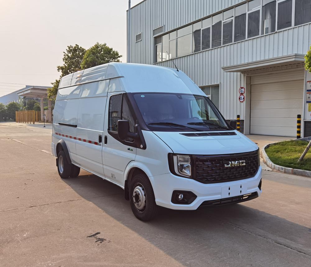 江鈴牌JX5045XXYTJ-N6廂式運(yùn)輸車公告圖片