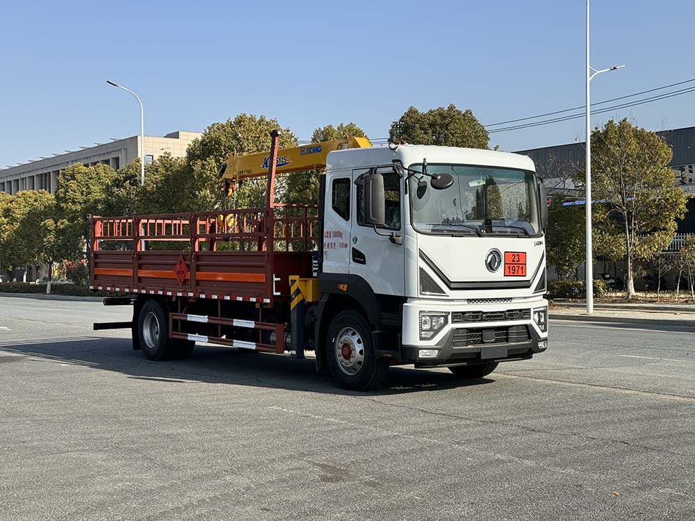 豐霸牌STD5185TQPEQ6氣瓶運(yùn)輸車公告圖片