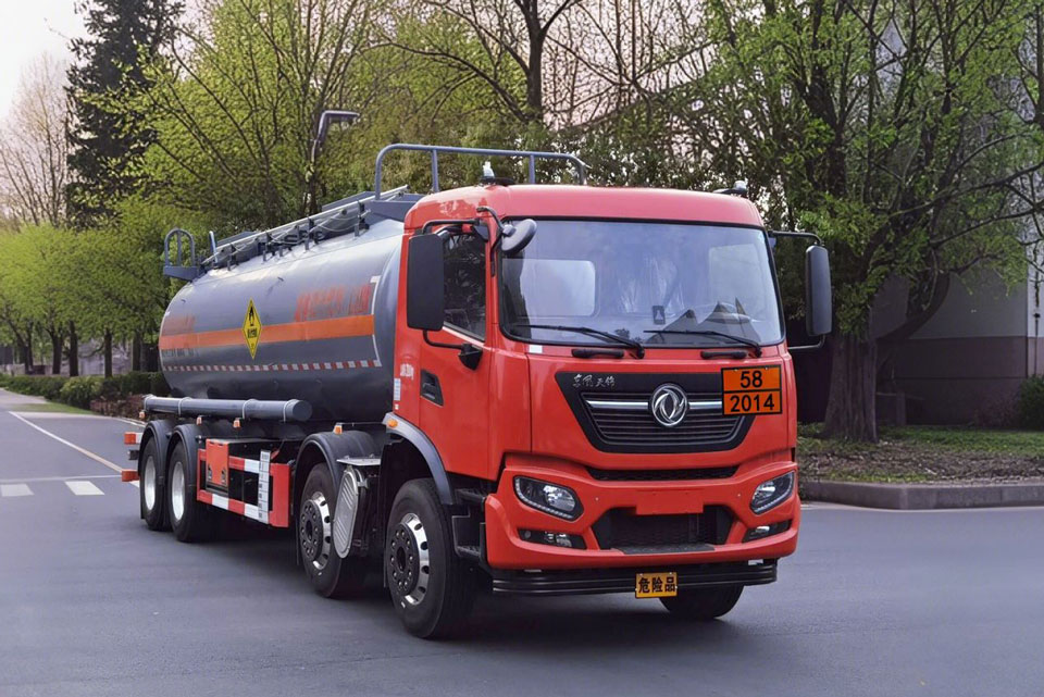 東駒牌LDW5327GYWD6氧化性物品罐式運輸車公告圖片