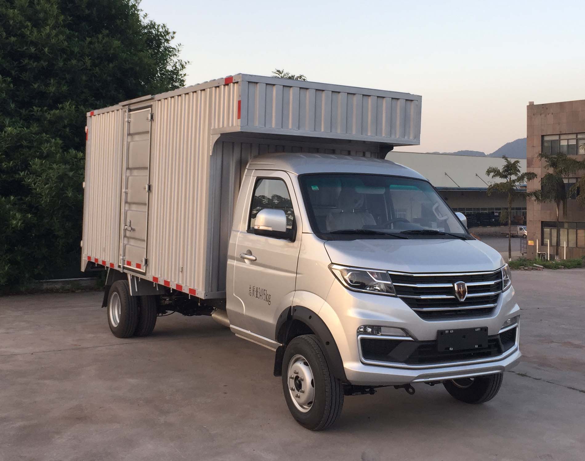 金杯牌JKC5034XXYD6LC廂式運(yùn)輸車公告圖片