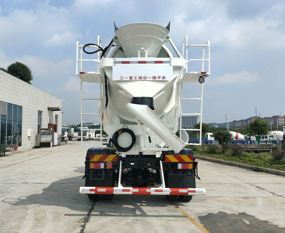 三一牌SYW5173GJB1F混凝土攪拌運輸車公告圖片