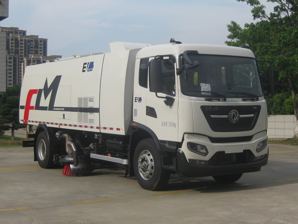 福龍馬牌FLM5181TXCDFBEV純電動吸塵車公告圖片