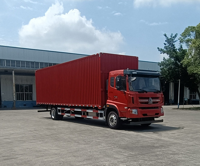 豪沃牌ZZ5184XXYN7117F11廂式運(yùn)輸車公告圖片