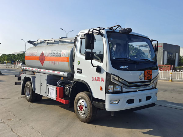 楚勝牌CSC5095GYY6A運油車公告圖片