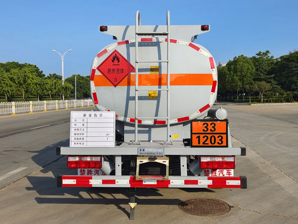 楚勝牌CSC5095GYY6A運油車公告圖片