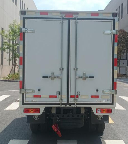 福田牌BJ5032XXY5JV6-13廂式運(yùn)輸車(chē)公告圖片