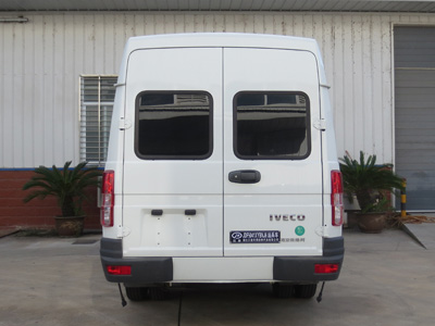 江特牌JDF5041XYBNJ6運(yùn)兵車(chē)公告圖片