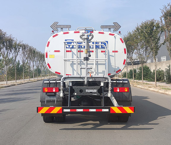徐工牌DXA5182GPSLBEV純電動(dòng)綠化噴灑車公告圖片