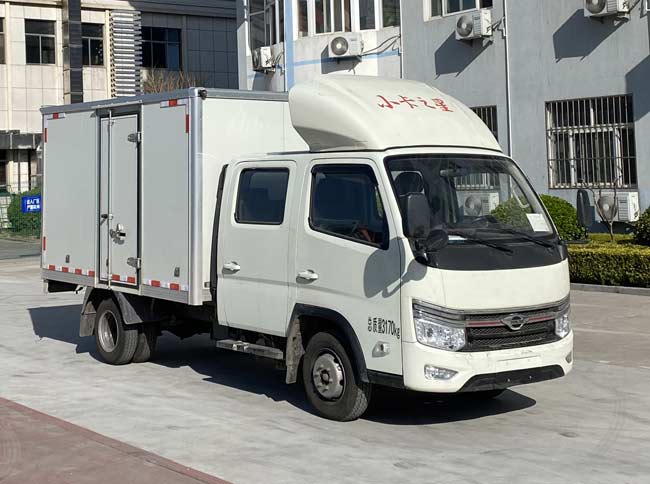 福田牌BJ5035XXY4AV6-26廂式運(yùn)輸車公告圖片
