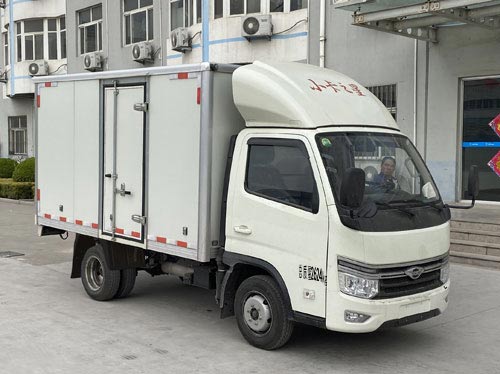 福田牌BJ5035XXY3JV6-28廂式運(yùn)輸車(chē)公告圖片