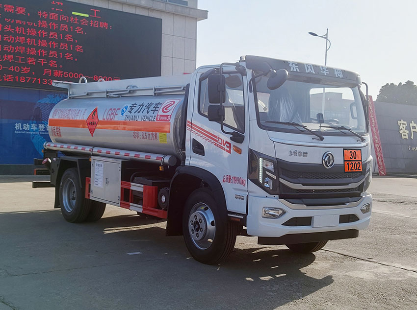 專力牌ZLC5126GJYECA6加油車公告圖片