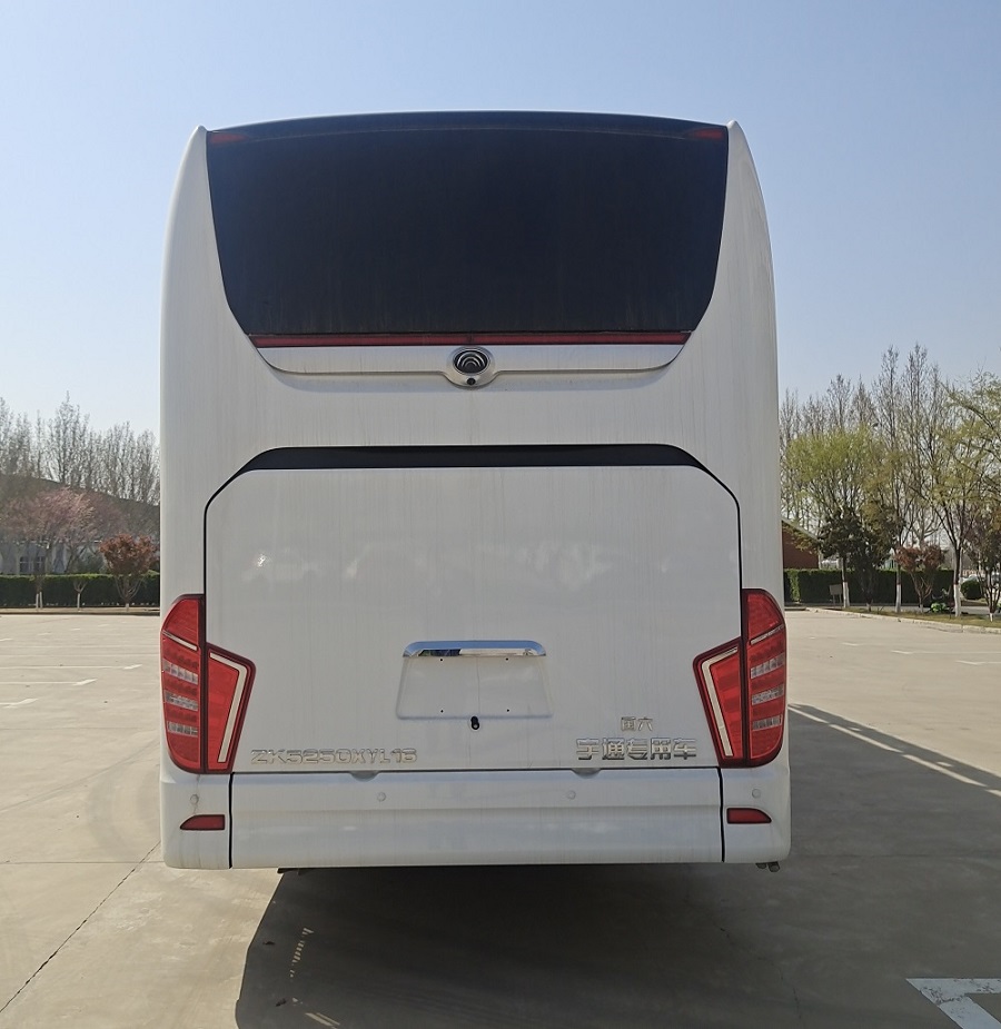 宇通牌ZK5250XYL16醫(yī)療車公告圖片