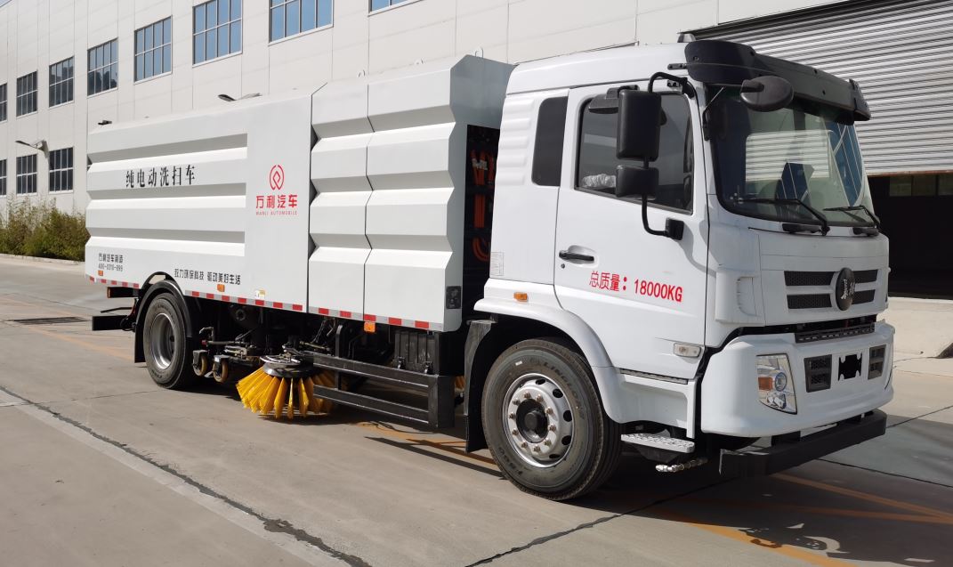 富巖汽車牌HWL5182TXSBEV純電動洗掃車公告圖片