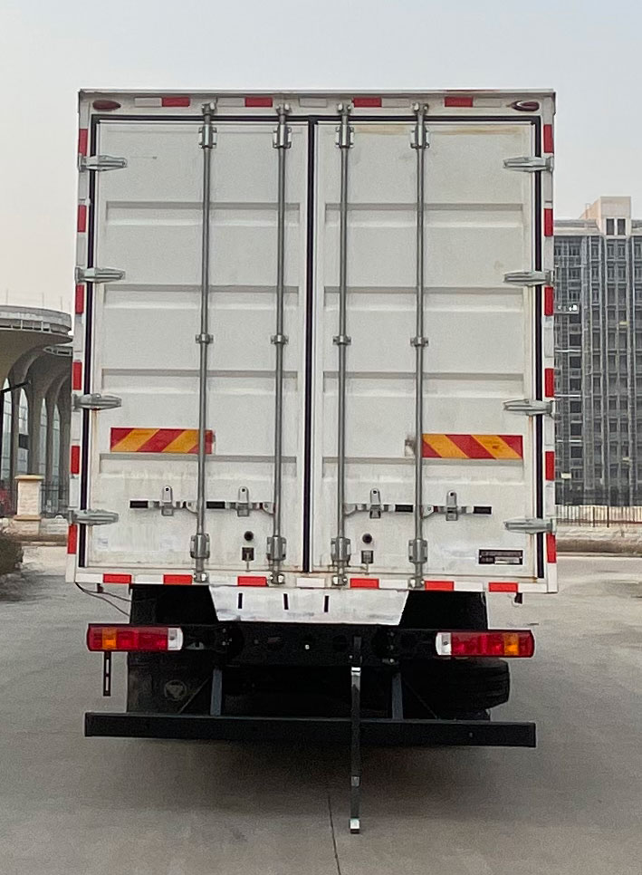 歐曼牌BJ5261XXYY6HPS-01廂式運輸車公告圖片